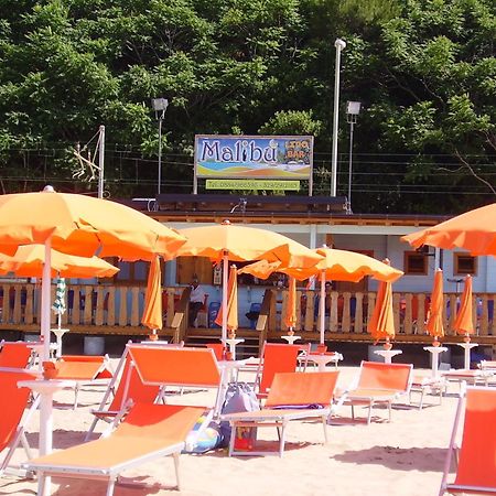 Park Hotel Villa Americana Роді-Гарганіко Екстер'єр фото